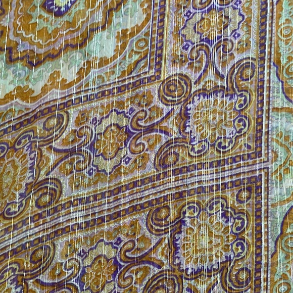 Tasseled scarf - Picture 5 of 6